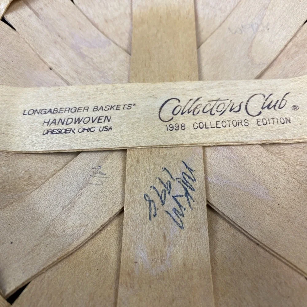 Longaberger 1998 Renewal Basket Collectors Club Edition Box Booklet